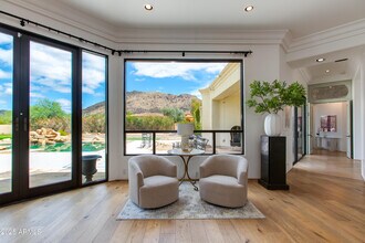6502 N Lost Dutchman Rd in Paradise Valley, AZ - Building Photo - Building Photo