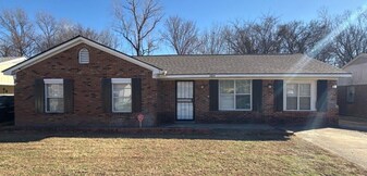 3494 Cane Ridge Dr in Memphis, TN - Building Photo