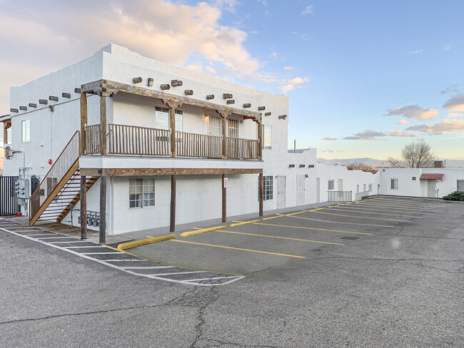 El Campo Apartments in Albuquerque, NM - Building Photo - Building Photo