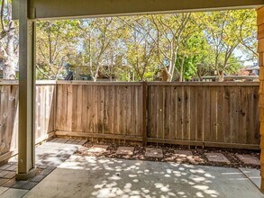 1905 La Terrace Cir in San Jose, CA - Building Photo - Building Photo