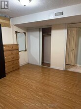 18 Angela Ct in Markham, ON - Building Photo - Building Photo