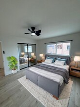 17422 Keelson Ln in Huntington Beach, CA - Building Photo - Building Photo