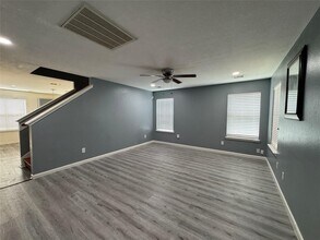 12006 Mallard Stream Ct in Houston, TX - Building Photo - Building Photo
