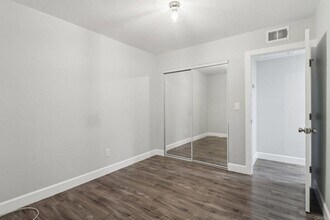 1204 E El Norte Pkwy in Escondido, CA - Building Photo - Building Photo