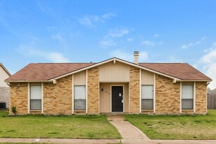 616 Prairie Ln in Mesquite, TX - Building Photo