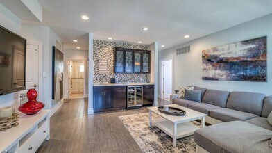 107 S Philadelphia Ave in Ventnor City, NJ - Building Photo - Building Photo