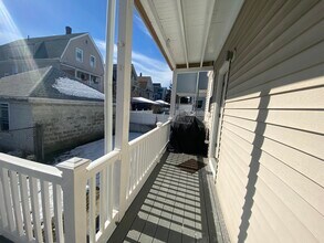 31 Bowen Ave in Medford, MA - Foto de edificio - Building Photo