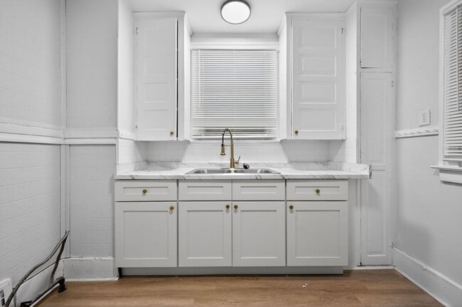 16189 San Juan Dr in Detroit, MI - Building Photo - Building Photo