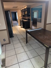 557 Murray Hill Dr in Youngstown, OH - Building Photo - Building Photo