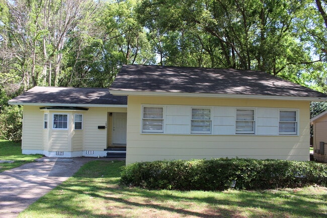 property at 1654 Mayhew St
