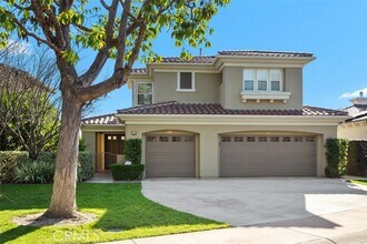 10 Sunset Cove in Newport Beach, CA - Building Photo - Building Photo