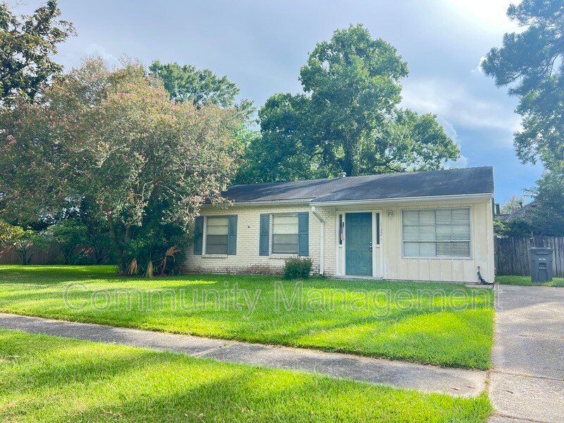 4322 Chelsea Dr in Baton Rouge, LA - Foto de edificio