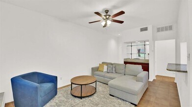 9100 Mountain Ridge Dr in Austin, TX - Building Photo - Building Photo