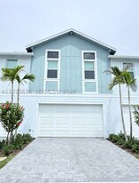 4260 Brookgreen Sq in Westlake, FL - Building Photo