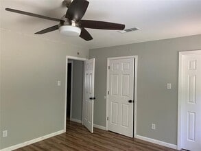 442 NW 23rd St in Grand Prairie, TX - Building Photo - Building Photo