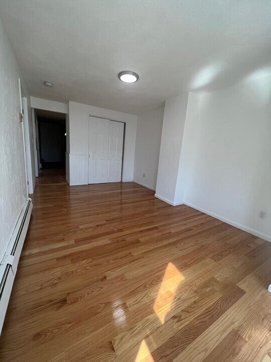 230 Lexington St, Unit #3 in Boston, MA - Building Photo