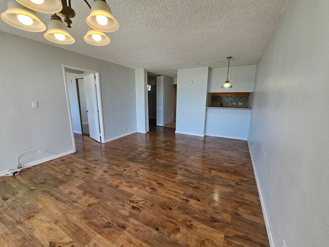 property at 2439 Kapiolani Blvd