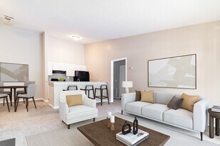 The Hampton in Fayetteville, NC - Building Photo