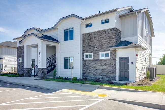 property at 1005 Wilford Ln