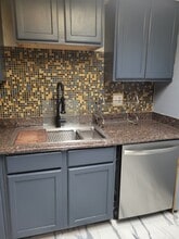 258 E Bailey Rd, Unit L in Naperville, IL - Foto de edificio - Building Photo