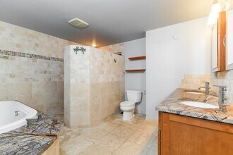 3735 58th Ave SW in Seattle, WA - Building Photo - Building Photo