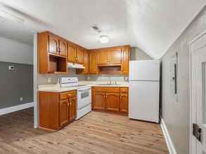 945 S Main St-Unit -Unit C in Rocky Mount, VA - Building Photo - Building Photo