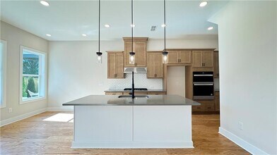 2532 Star Dr in Marietta, GA - Building Photo - Building Photo