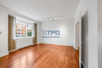 121 Bentley Ave in Jersey City, NJ - Building Photo - Building Photo