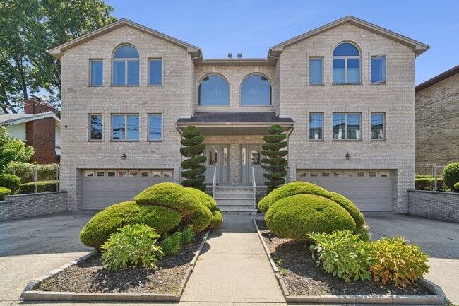 property at 2452 Camner St