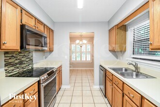 1332 Lamboll Ave in Jacksonville, FL - Building Photo - Building Photo