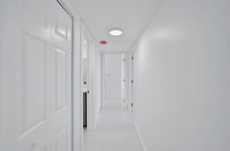 3800 S Ocean Dr in Hollywood, FL - Building Photo - Building Photo