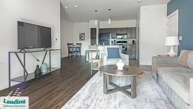 14006 Potranco Rd in San Antonio, TX - Building Photo - Building Photo