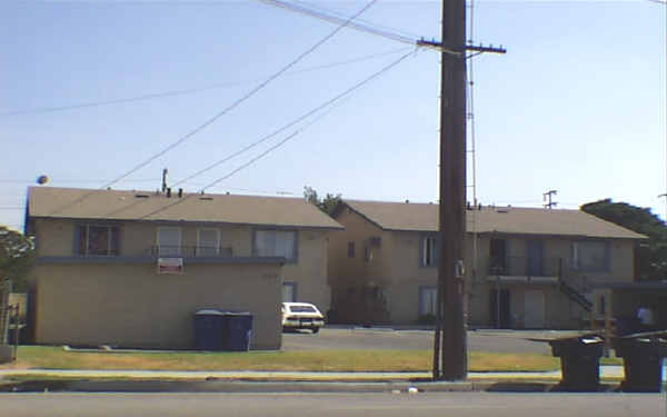 227-221 E 2nd St in San Bernardino, CA - Building Photo - Building Photo