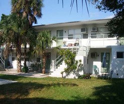 1620 SW 11th St Apartments