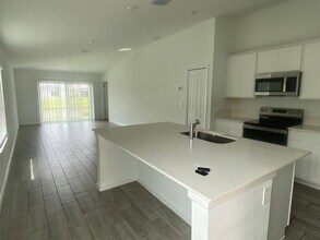 1668 Colebrook Cir SW in Palm Bay, FL - Building Photo - Building Photo