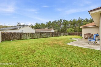 1739 Saw Lake Drive in Middleburg, FL - Building Photo - Building Photo