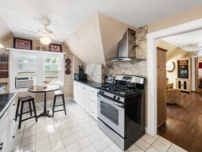 1115 Eton Cross Rd, Unit 1115 in Bloomfield Hills, MI - Building Photo - Building Photo