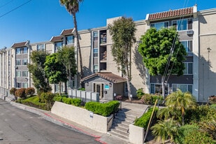 Asana at North Park in San Diego, CA - Building Photo