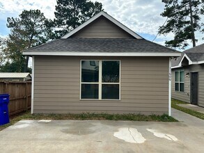 11606 Vistawood St in Willis, TX - Building Photo - Building Photo