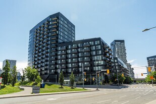 51 Trolley Cres in Toronto, ON - Building Photo