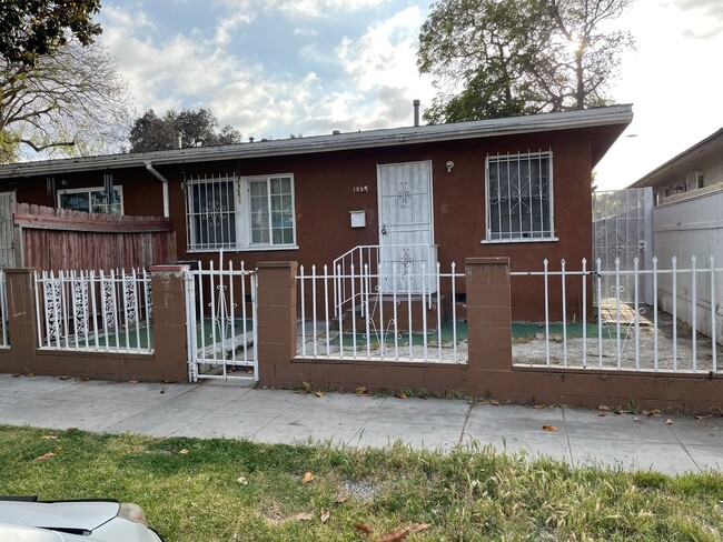 property at 1959 Harbor Ave