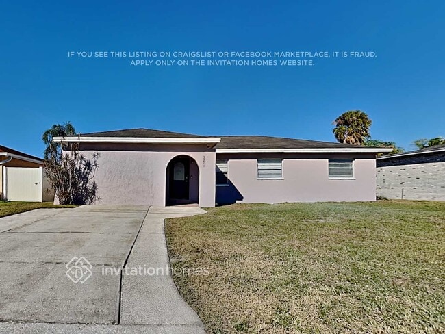 property at 3221 W Grove St