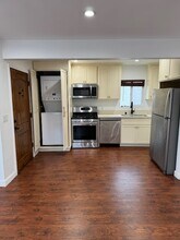 1837 S Highland Ave in Los Angeles, CA - Building Photo - Building Photo