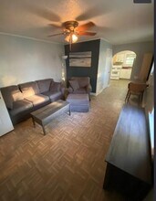 932 E Market St in Indianapolis, IN - Building Photo - Building Photo