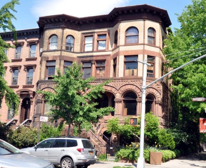 229 Washington Ave, Unit 1FL Duplex in Brooklyn, NY - Foto de edificio