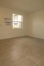 1533 SE 27th Rd in Homestead, FL - Building Photo - Building Photo