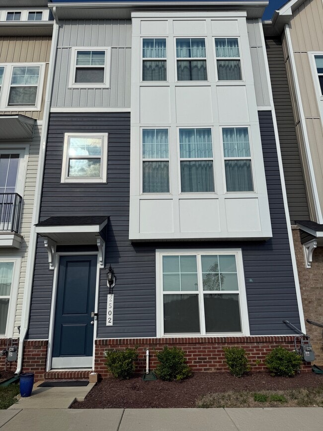 2502 Rucker Ln in Frederick, MD - Building Photo - Building Photo