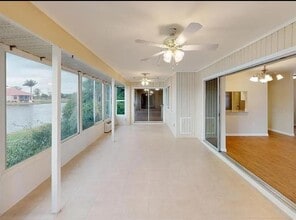 11826 SW Dallas Dr S in Lake Suzy, FL - Building Photo - Building Photo