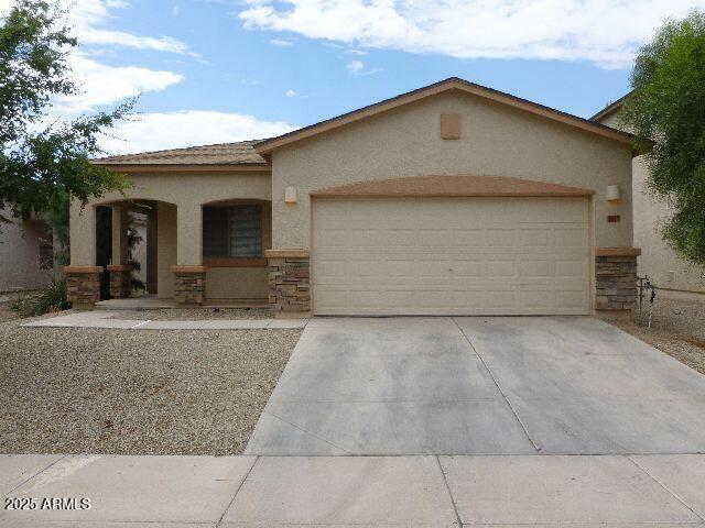 1827 E Omega Dr in San Tan Valley, AZ - Building Photo