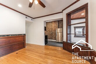2252 N Cleveland Ave in Chicago, IL - Building Photo - Building Photo
